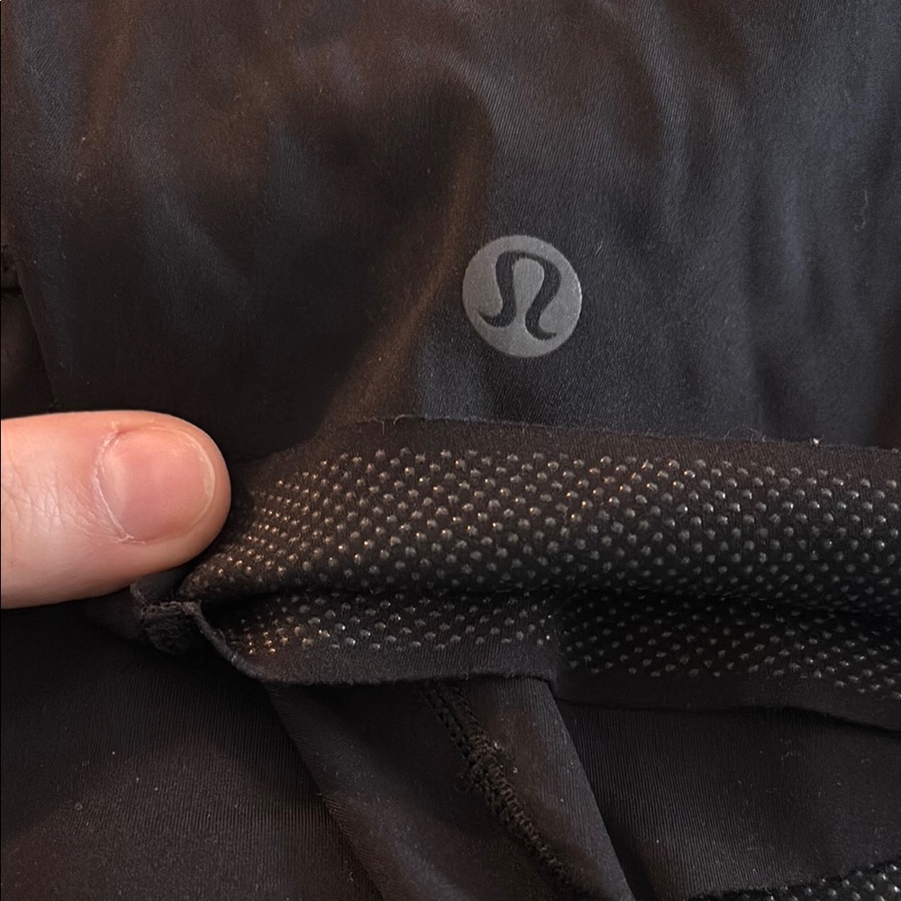 Lululemon Black Fast and Free High-Rise Short 6" with Pockets